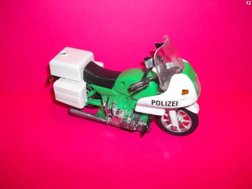 jucarii motocicleta de politie cu ghidon mobil de jucarie din plastic de la dickie - Pret | Preturi jucarii motocicleta de politie cu ghidon mobil de jucarie din plastic de la dickie
