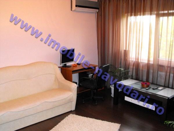 Navodari apartament 3 camere - Pret | Preturi Navodari apartament 3 camere