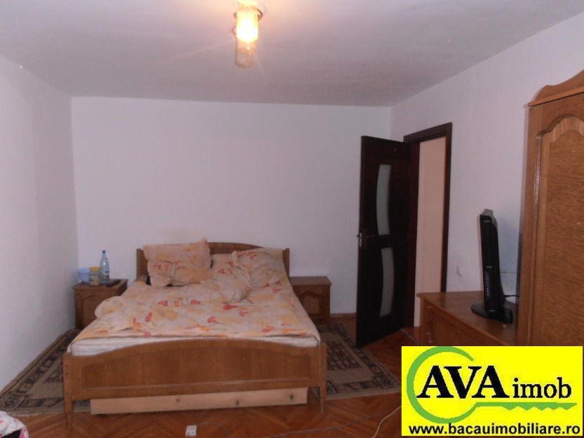 Vand apartament cu 2 camere, pe Unirii, zona centrala - Pret | Preturi Vand apartament cu 2 camere, pe Unirii, zona centrala