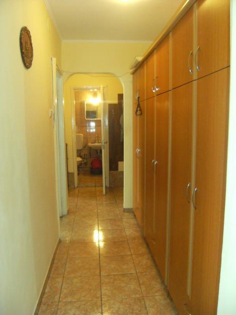 vand urgent apartament 2 camere - Pret | Preturi vand urgent apartament 2 camere