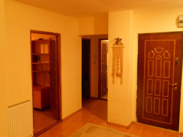 PARTICULAR VAND APARTAMENT IN DEJ 4 CAMERE - Pret | Preturi PARTICULAR VAND APARTAMENT IN DEJ 4 CAMERE