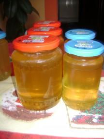 Vand Miere de albine naturala 100% - Pret | Preturi Vand Miere de albine naturala 100%
