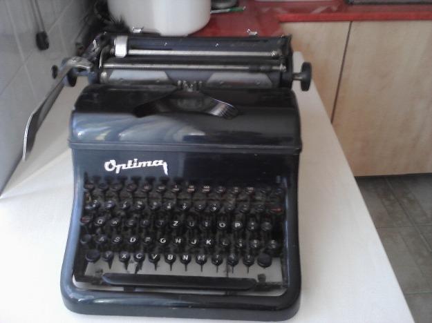 masina de scris veche, pentru colectionari - Pret | Preturi masina de scris veche, pentru colectionari