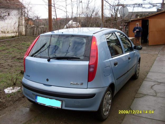 VIND FIAT PUNTO 1,2cmc! - Pret | Preturi VIND FIAT PUNTO 1,2cmc!