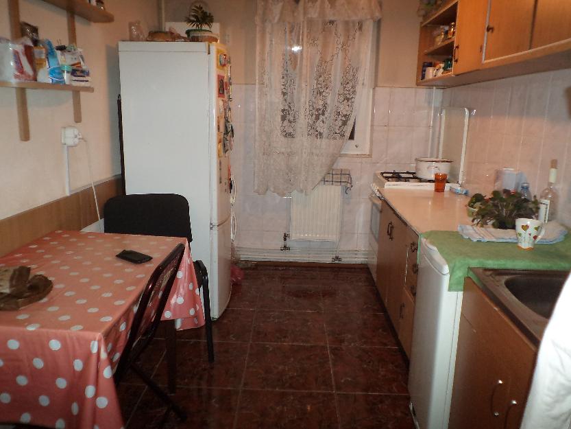 Ap. 3 cam - zona BIG - 50 000 Euro!!! - Pret | Preturi Ap. 3 cam - zona BIG - 50 000 Euro!!!