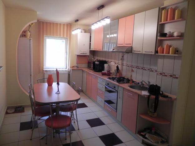 Vand apartament 4 camere Lux Sf.gheorghe - Pret | Preturi Vand apartament 4 camere Lux Sf.gheorghe