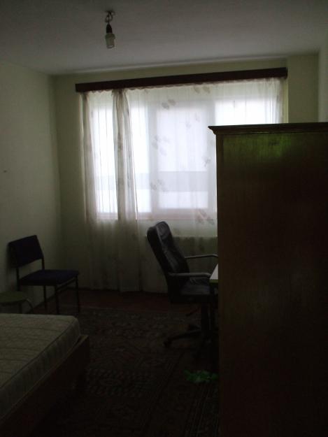 Inchiriez Apartament 3 Camere Clabucet - Metrou 1 Mai - Pret | Preturi Inchiriez Apartament 3 Camere Clabucet - Metrou 1 Mai