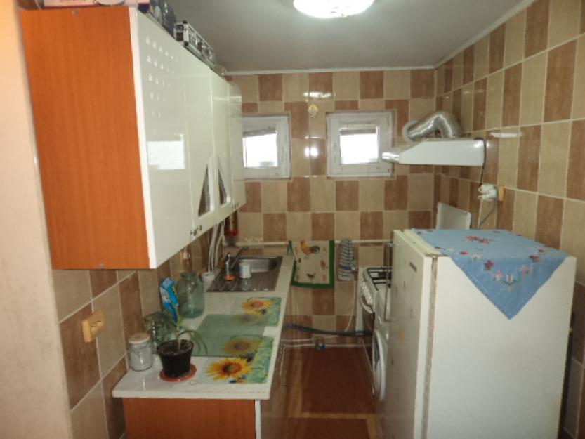 Vand in apartament 2 camere in Slanic Moldova - Pret | Preturi Vand in apartament 2 camere in Slanic Moldova