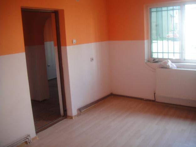 Apartament dragasani, 3 camere, 45 mp, zona buna, bloc nou - Pret | Preturi Apartament dragasani, 3 camere, 45 mp, zona buna, bloc nou