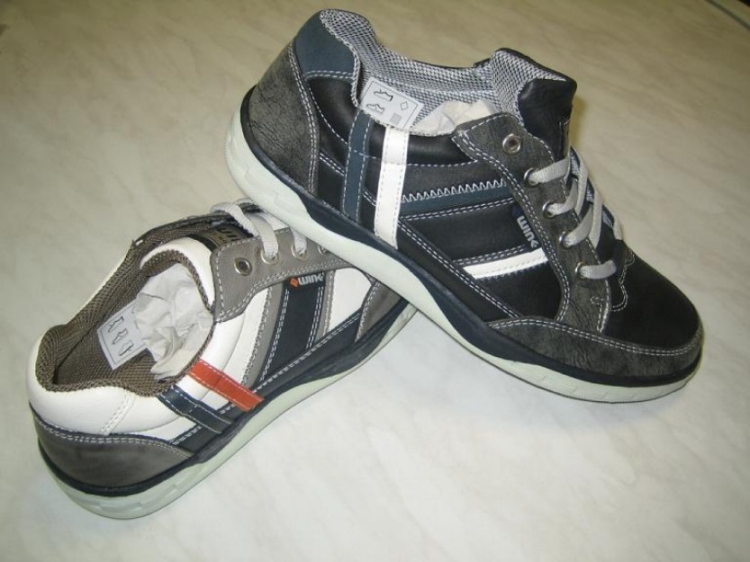 Pantofi sport barbati WINK;cod LY673-1(negru cu gri);LY673-2(alb cu gri);marime:40-46 - Pret | Preturi Pantofi sport barbati WINK;cod LY673-1(negru cu gri);LY673-2(alb cu gri);marime:40-46