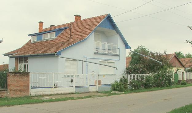 Casa de vanzare cu sc170mp,teren aferent 742 la 25000euro! - Pret | Preturi Casa de vanzare cu sc170mp,teren aferent 742 la 25000euro!