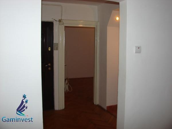 Vand apartament cu 3+1 camere in Oradea , zona Decebal - Pret | Preturi Vand apartament cu 3+1 camere in Oradea , zona Decebal