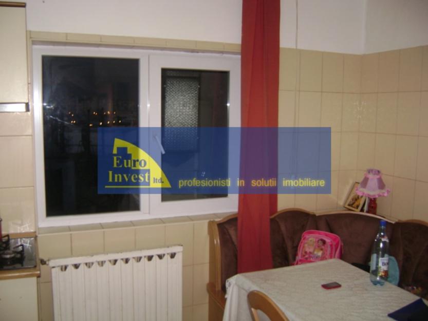 Apartament 3 camere Stefan cel Mare - Pret | Preturi Apartament 3 camere Stefan cel Mare