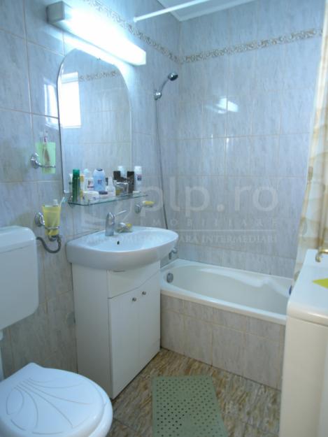 Inchiriez apartament 3 camerre, TIMPURI NOI - Pret | Preturi Inchiriez apartament 3 camerre, TIMPURI NOI