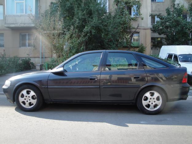 Autoturism Opel Vectra B - Pret | Preturi Autoturism Opel Vectra B