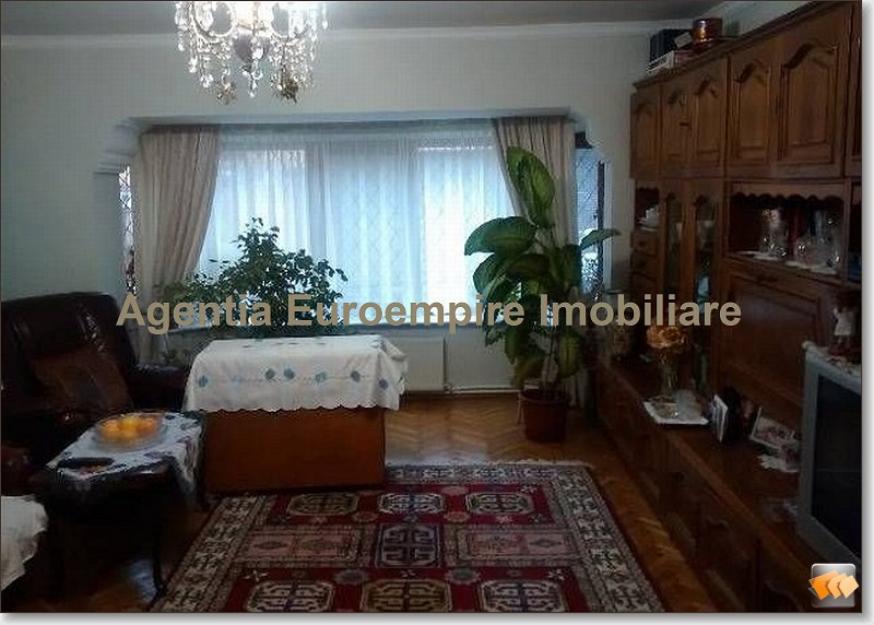 vand apartament 3 camere constanta zona stadion - Pret | Preturi vand apartament 3 camere constanta zona stadion