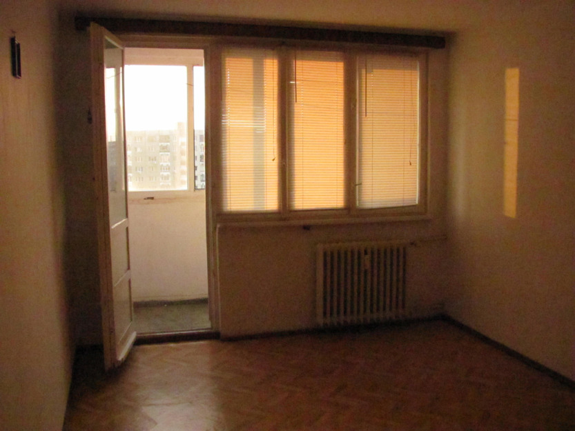 Vand apartament 3 camere Drumul taberei - Pret | Preturi Vand apartament 3 camere Drumul taberei