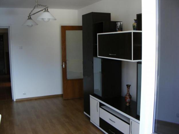 Zona 1 Mai - Apartament cu 3 camere - Pret | Preturi Zona 1 Mai - Apartament cu 3 camere