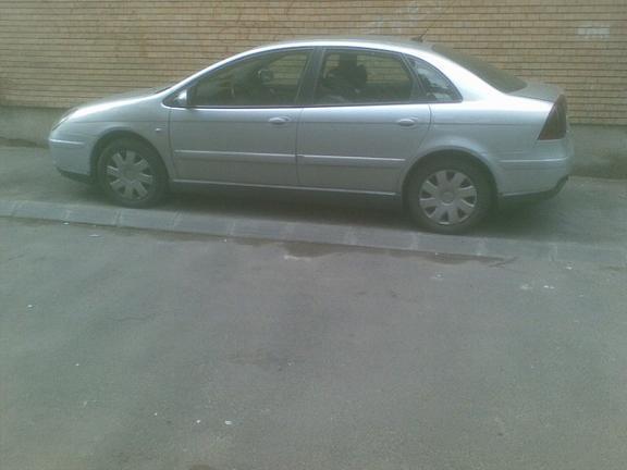 Vand citroen c 5 fab. 2005 xii , 2000hdi. pret 2900 euro - Pret | Preturi Vand citroen c 5 fab. 2005 xii , 2000hdi. pret 2900 euro