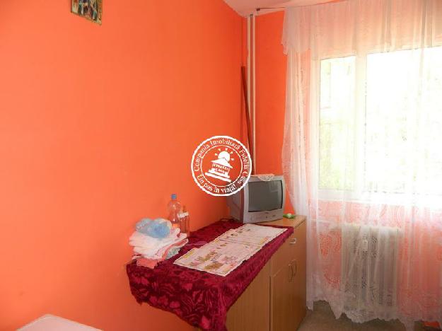 Apartament 3 camere de vanzare Iasi Podu Ros Cantemir - Pret | Preturi Apartament 3 camere de vanzare Iasi Podu Ros Cantemir