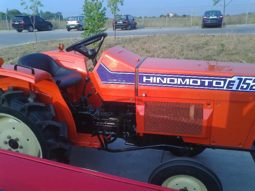 Tractor compact japonez Hinomoto E152 reconditionat pt.vie, livada, gradina si sera. - Pret | Preturi Tractor compact japonez Hinomoto E152 reconditionat pt.vie, livada, gradina si sera.