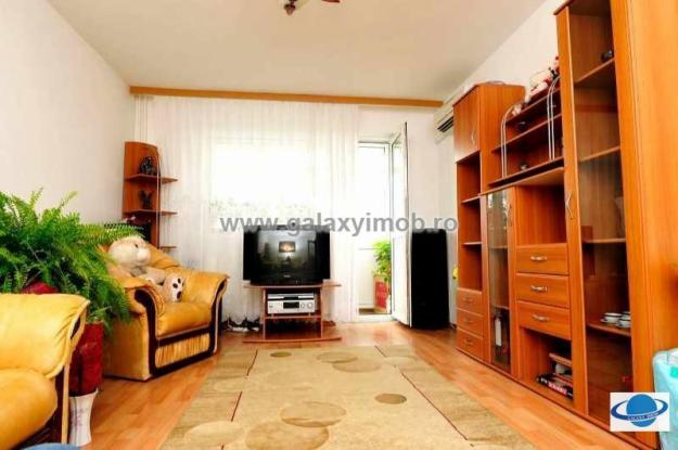 GLX530615 Vanzare Apartament 4 camere - Pret | Preturi GLX530615 Vanzare Apartament 4 camere