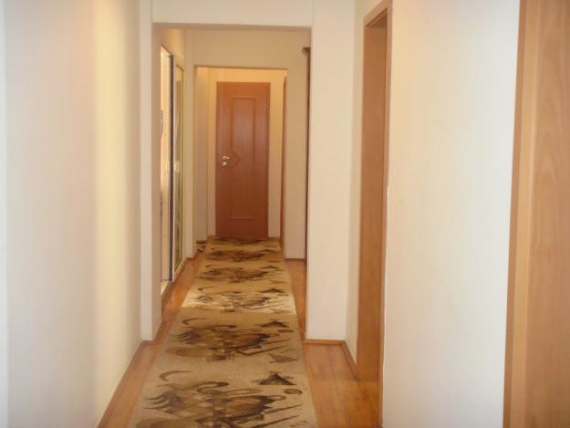 Universitate apartament 4 camere, decomandat - Pret | Preturi Universitate apartament 4 camere, decomandat