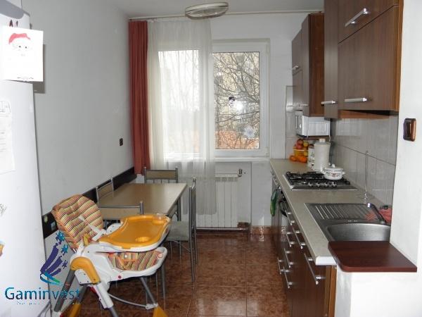 Vand apartament in Oradea , zona Rogerius - Pret | Preturi Vand apartament in Oradea , zona Rogerius
