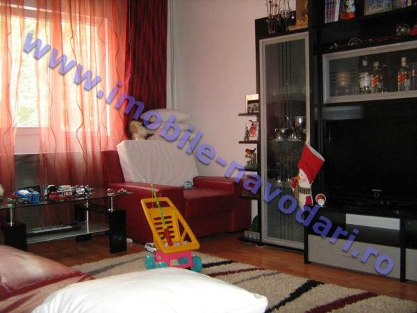 Navodari apartament 3 camere - Pret | Preturi Navodari apartament 3 camere