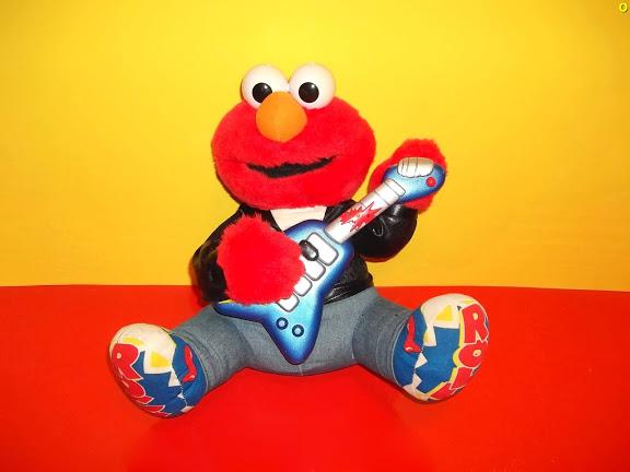 jucarii personaj din desene animate elmo rock and roll din plus cu functii muzical etc - Pret | Preturi jucarii personaj din desene animate elmo rock and roll din plus cu functii muzical etc