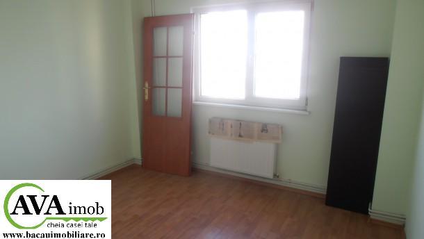 Apartament 3 camere decomandat - Pret | Preturi Apartament 3 camere decomandat