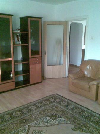 Apartament cu 3 camere - Panduri - Pret | Preturi Apartament cu 3 camere - Panduri