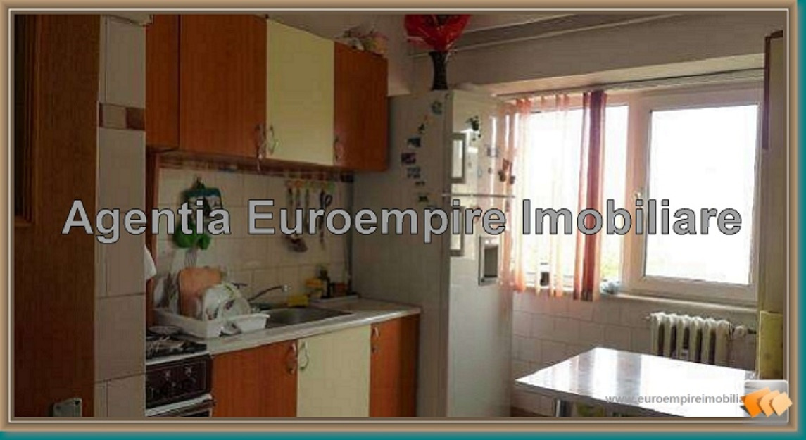 Apartament 3 camere, zona Casa de Cultura, 70 mp. - Pret | Preturi Apartament 3 camere, zona Casa de Cultura, 70 mp.