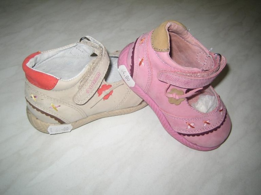 Pantofi copii WINK;cod SL565 1(roz),SL565 2(bej);marime:20 26;material:piele,interior piel - Pret | Preturi Pantofi copii WINK;cod SL565 1(roz),SL565 2(bej);marime:20 26;material:piele,interior piel